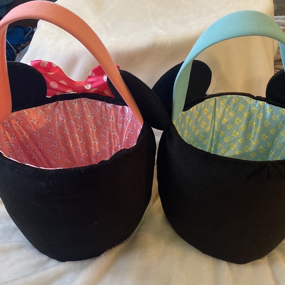 Pair Mickey and Minnie Mouse Trick or Easter Basket/Buckets - Picture 6 of 7